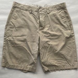Old Navy Kaki Shorts - Slim Fit
